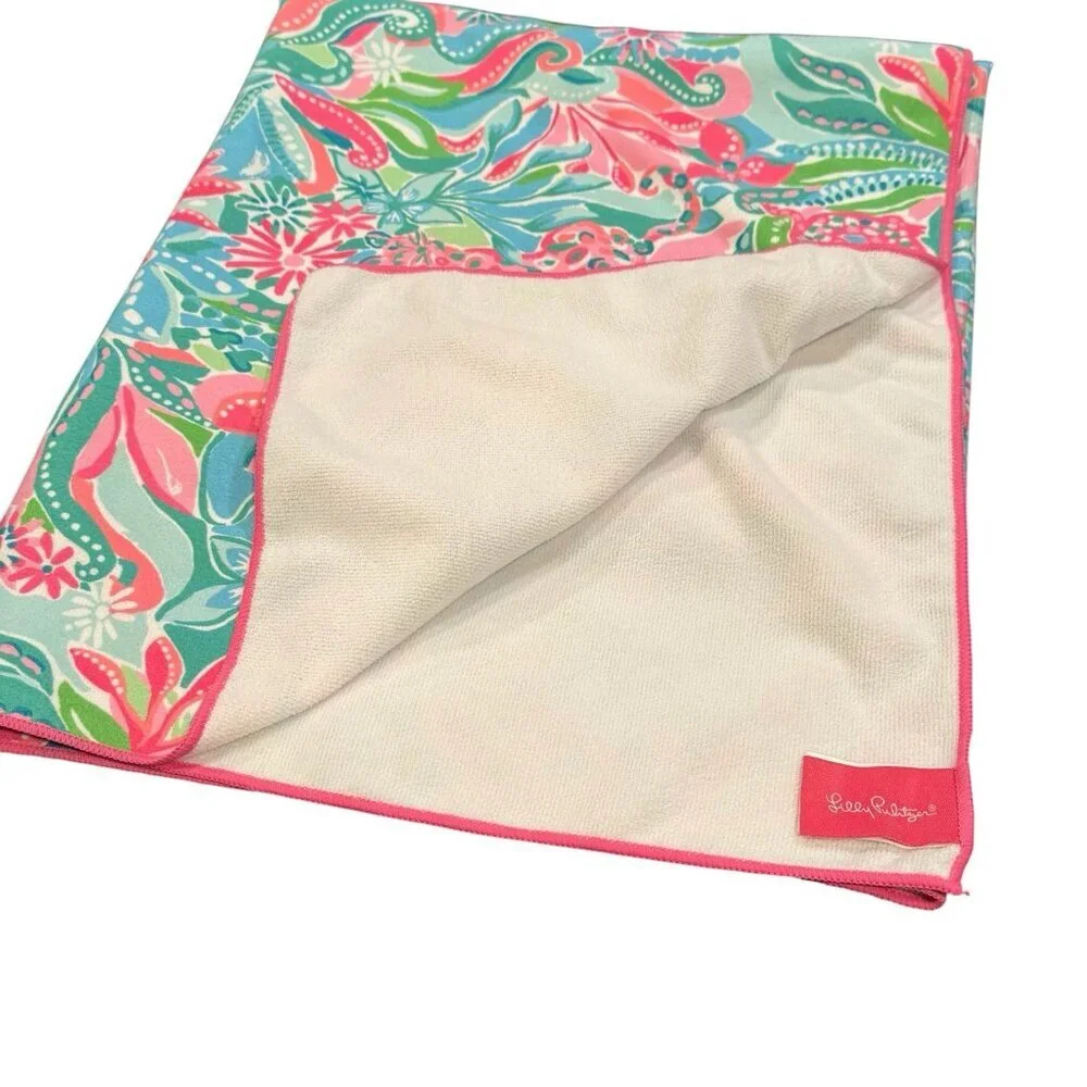 Lilly Pulitzer Oversized Pink Blue Tropical Print Beach Lounge Towel Blanket
